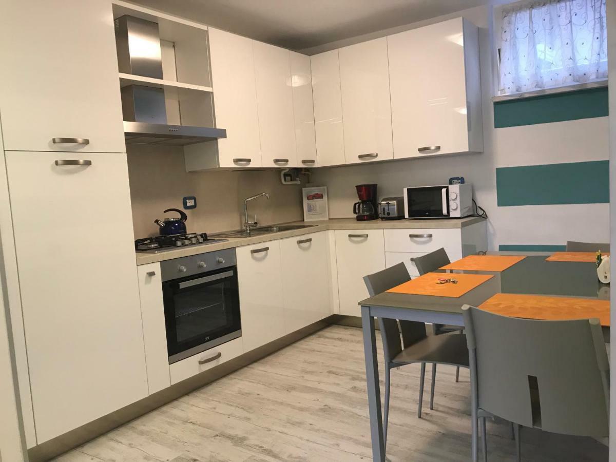 Lacisivm Lake View Lazise Exterior photo